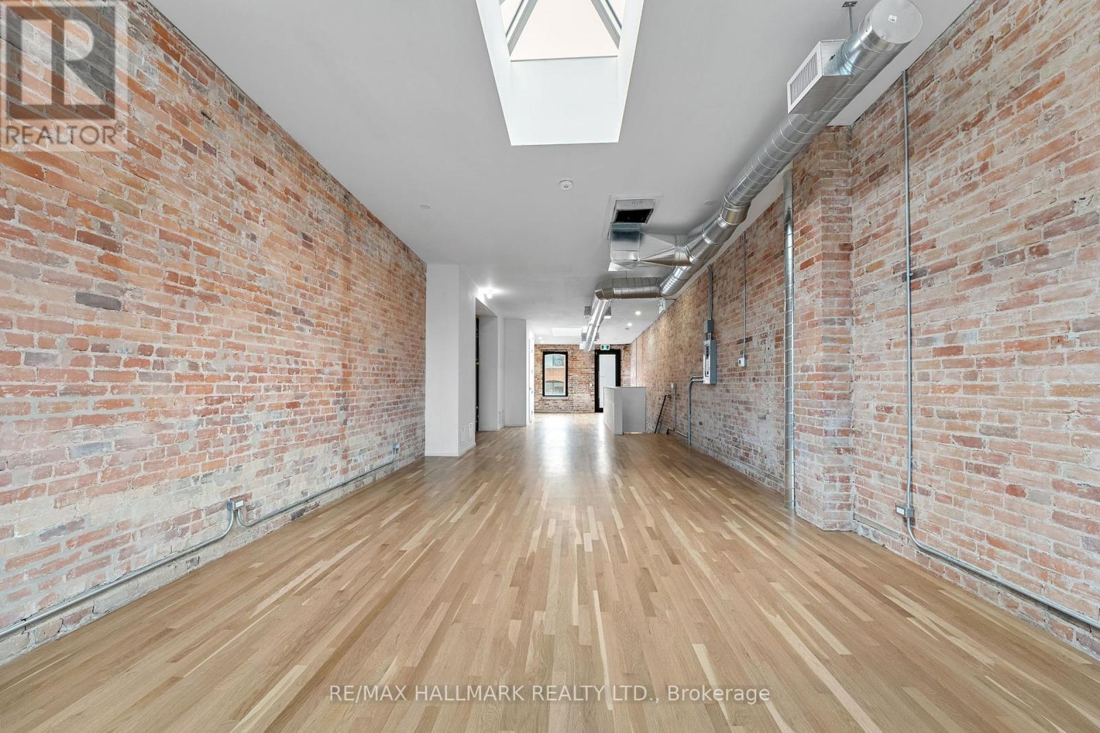 300 - 974 Queen Street E Property Photo 11