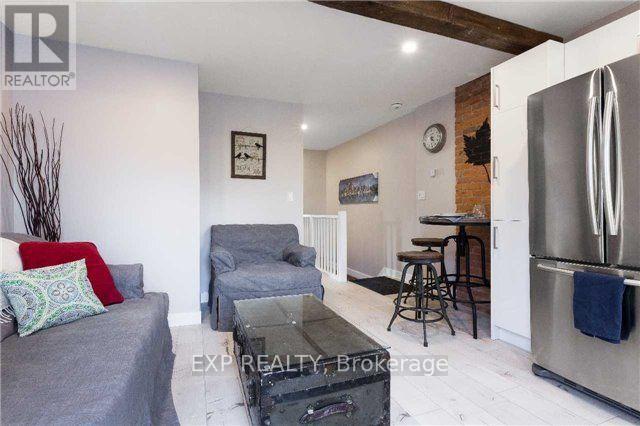 Upper - 122 Parkmount Road Property Photo 13