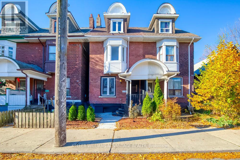 218 BROADVIEW AVENUE Property Photo 1