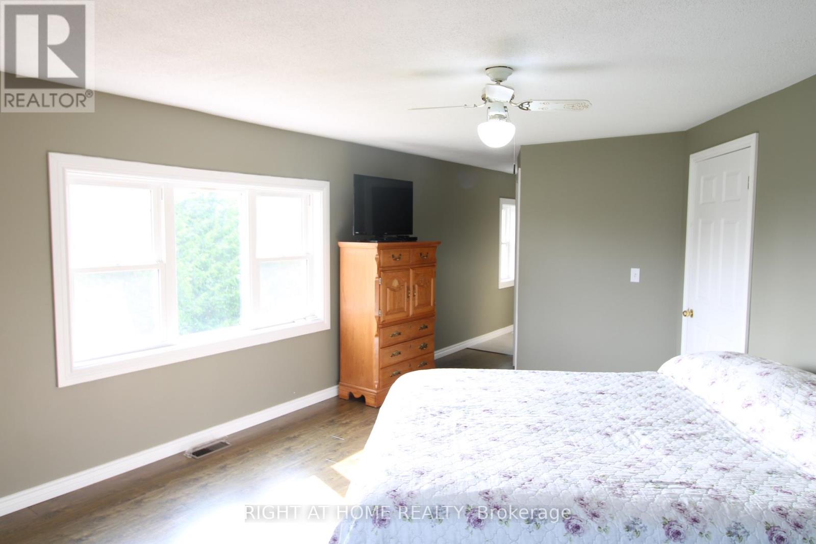 4320 Edgerton Road Property Photo 14