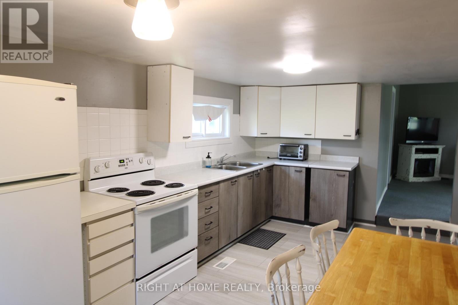 4320 Edgerton Road Property Photo 19