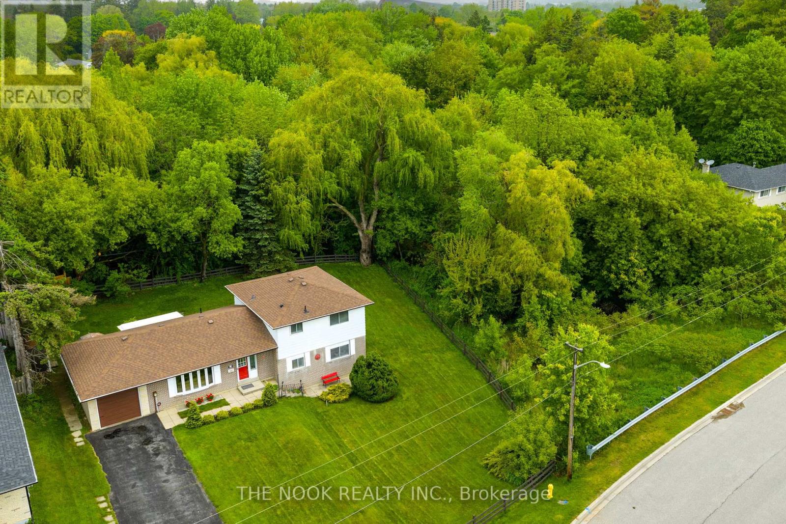 14 Carwin Crescent Property Photo 1