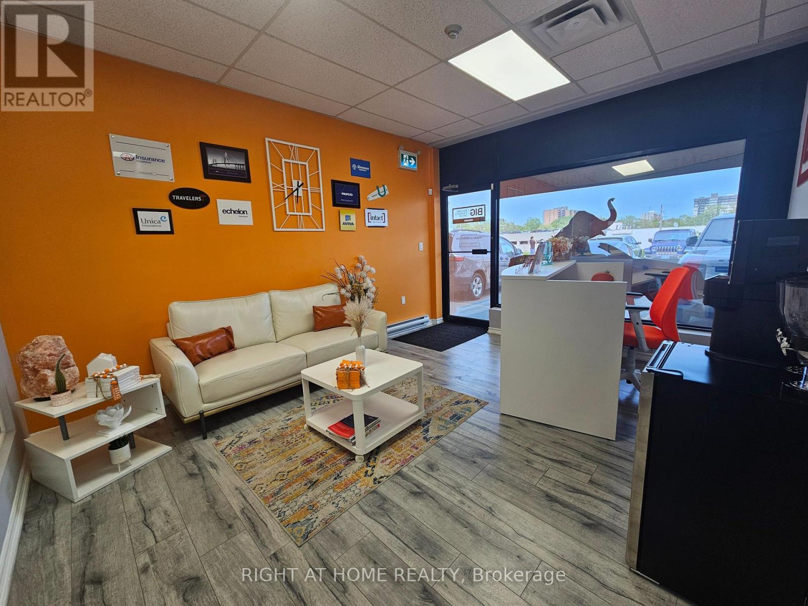 104 - 200 Bond Street W Property Photo 1