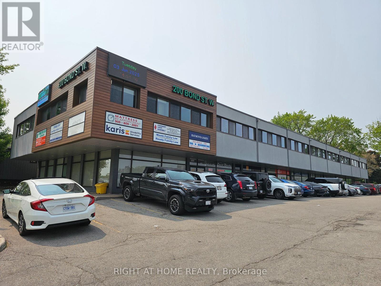 104 - 200 Bond Street W Property Photo 3