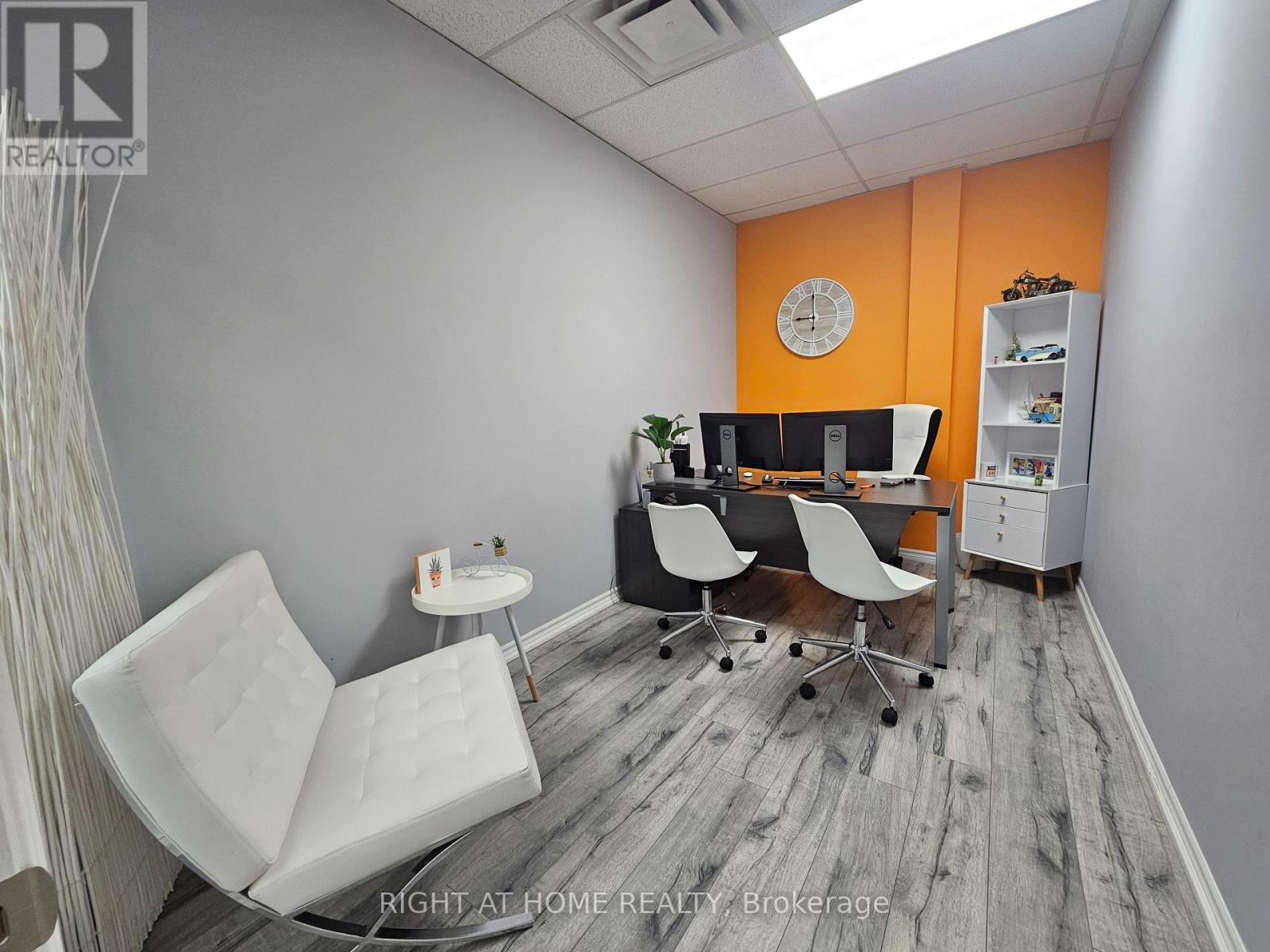 104 - 200 Bond Street W Property Photo 7