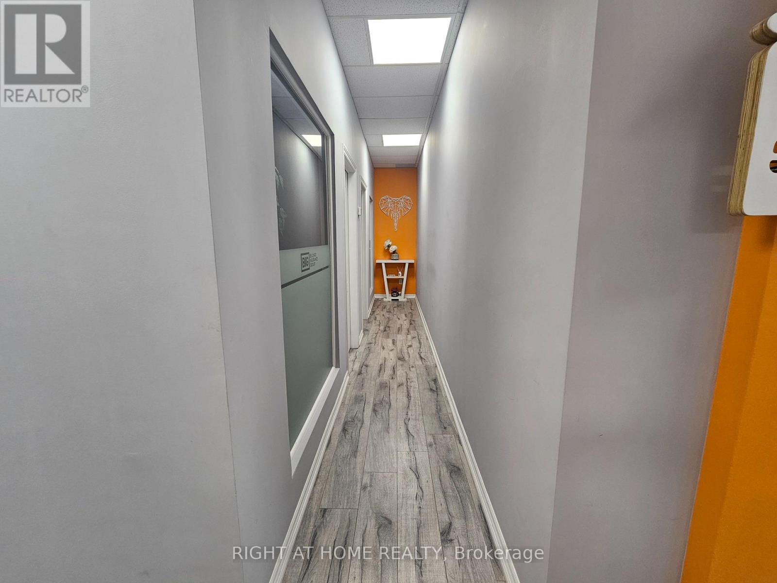 104 - 200 Bond Street W Property Photo 11