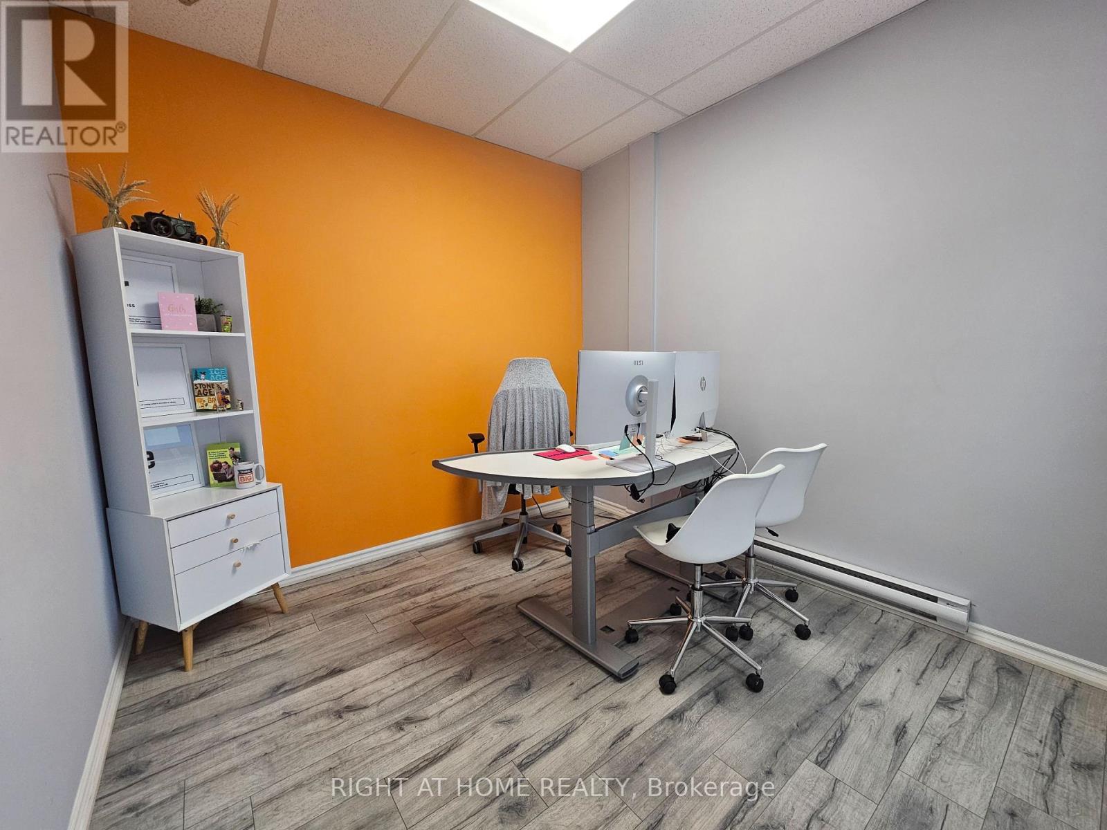 104 - 200 Bond Street W Property Photo 14