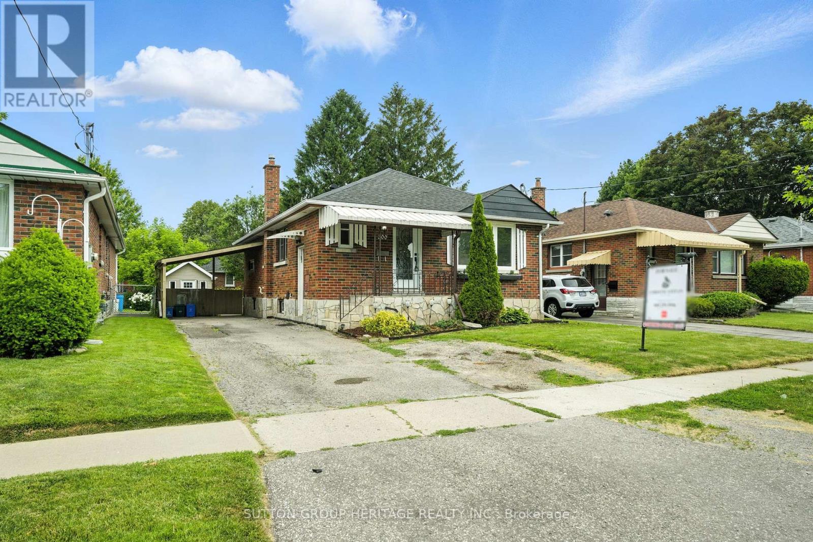 300 CADILLAC AVENUE S Property Photo 1