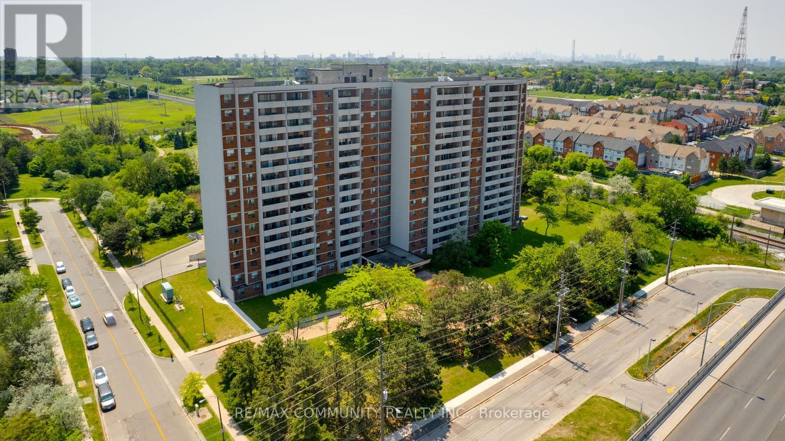 1002 - 301 PRUDENTIAL DRIVE Property Photo 1