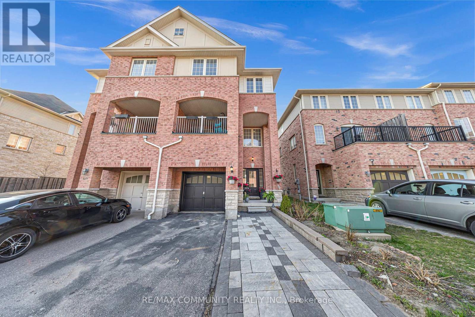 473 Rossland Road E Property Photo 1