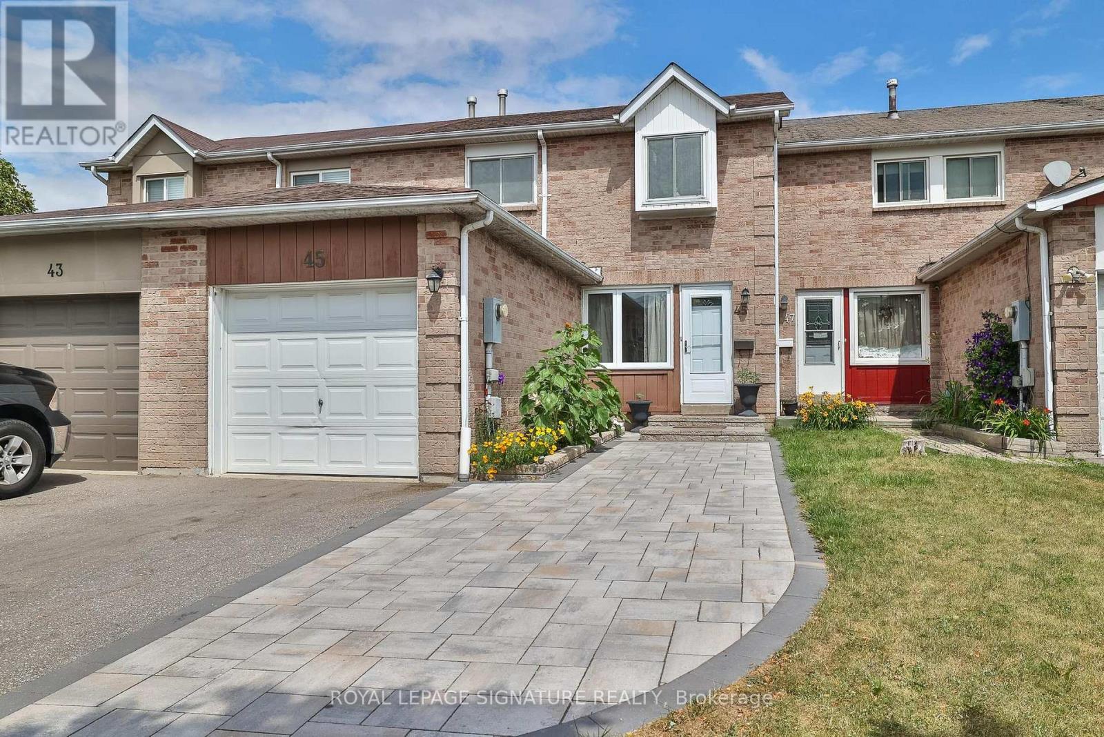 45 Tams Drive Property Photo 1