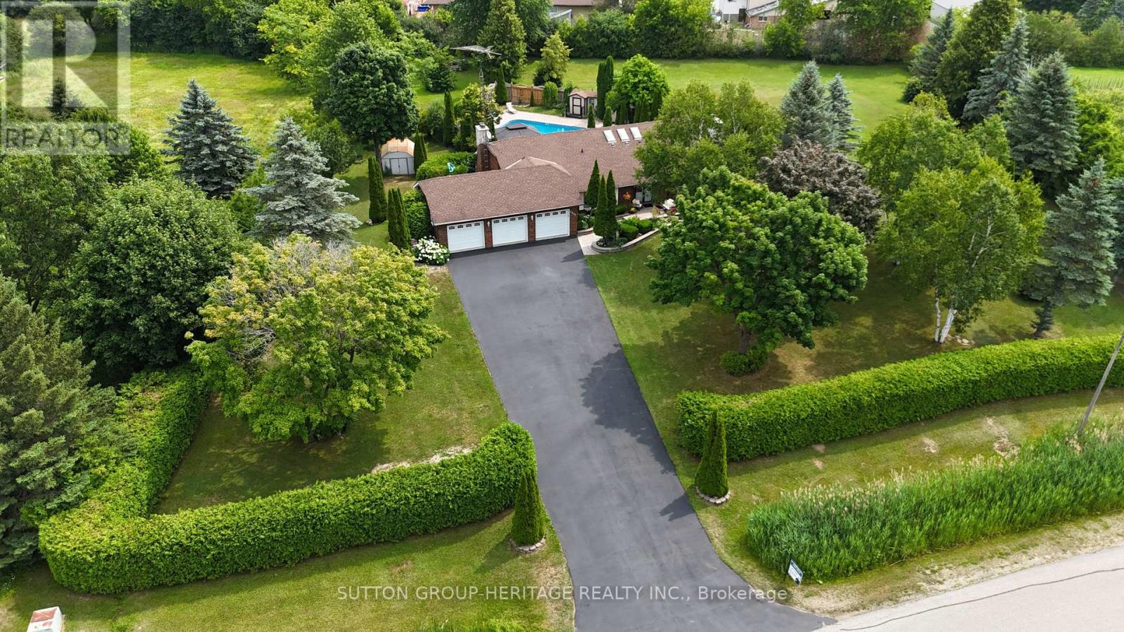3245 NORTHVIEW COURT Property Photo 1