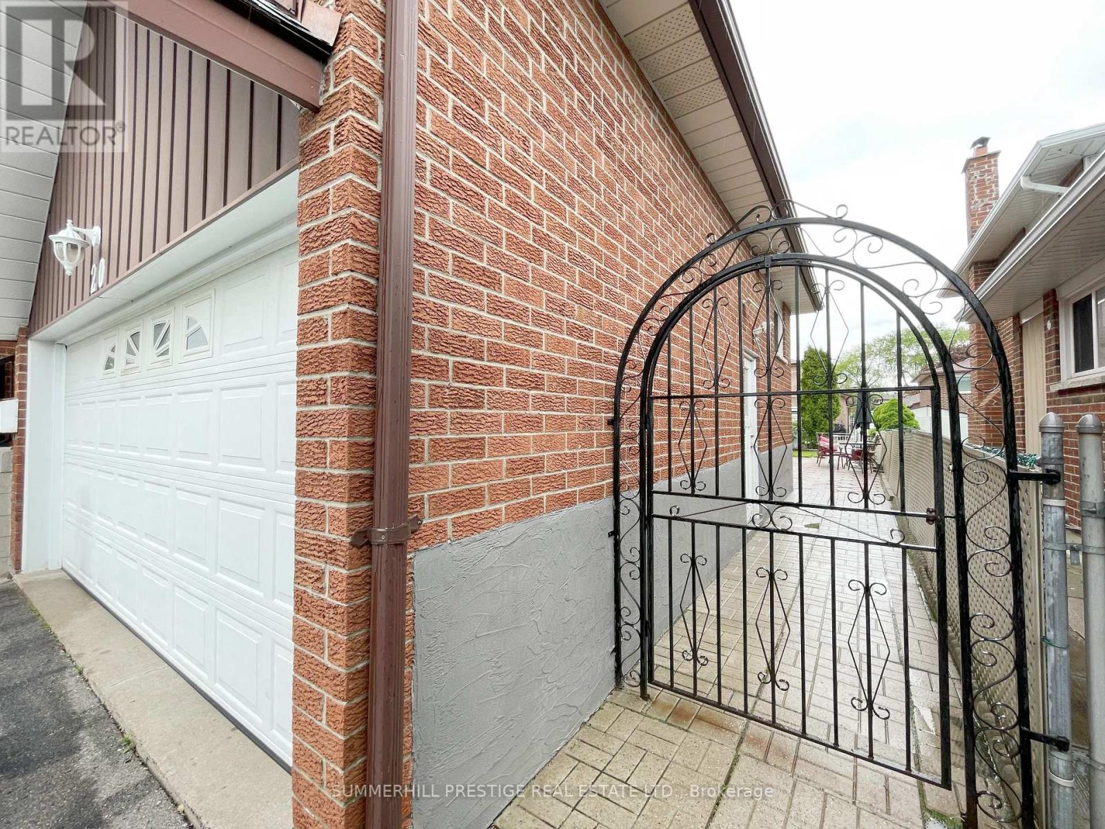 20 Cleethorpes Boulevard Property Photo 5