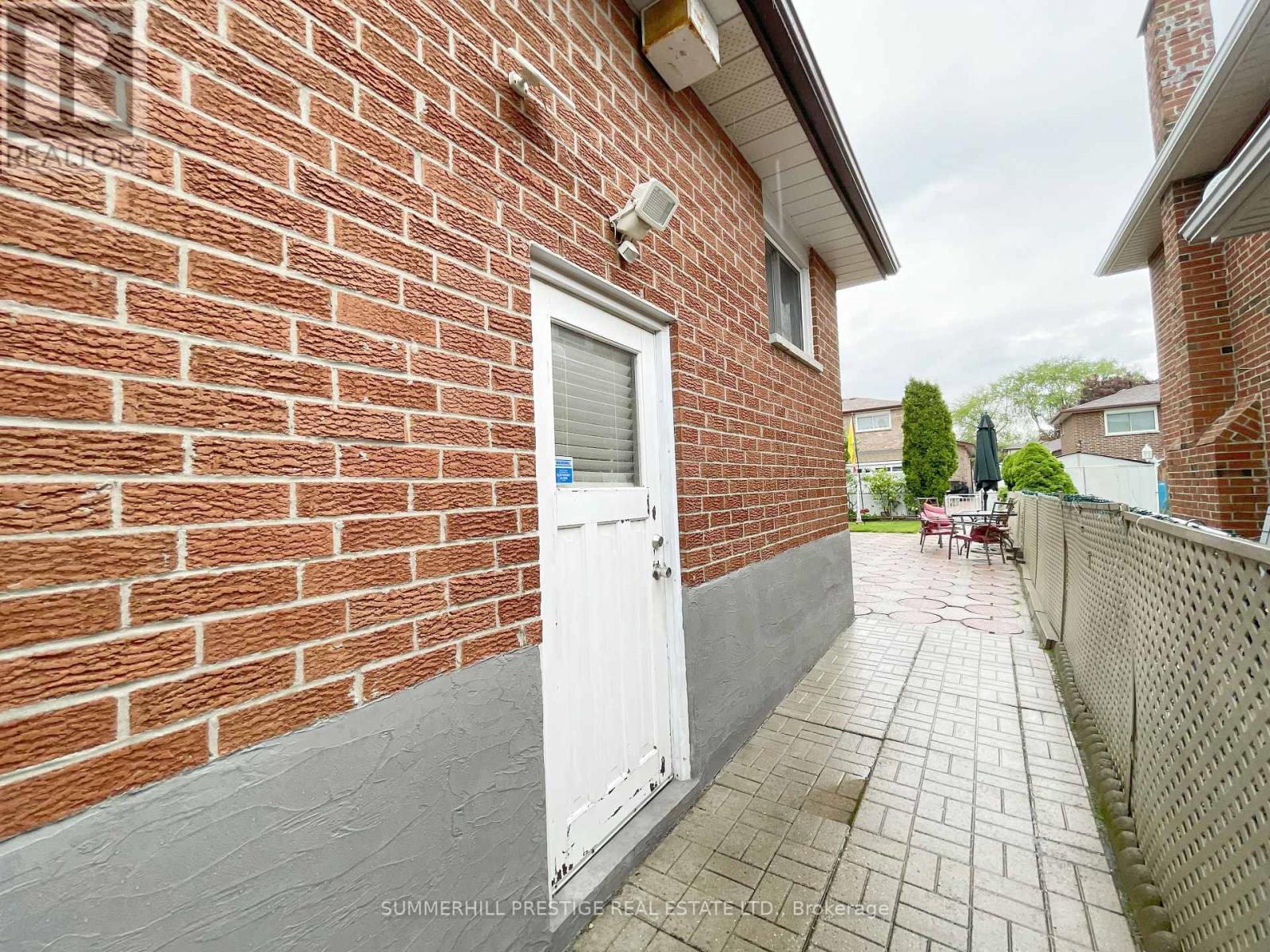 20 Cleethorpes Boulevard Property Photo 6