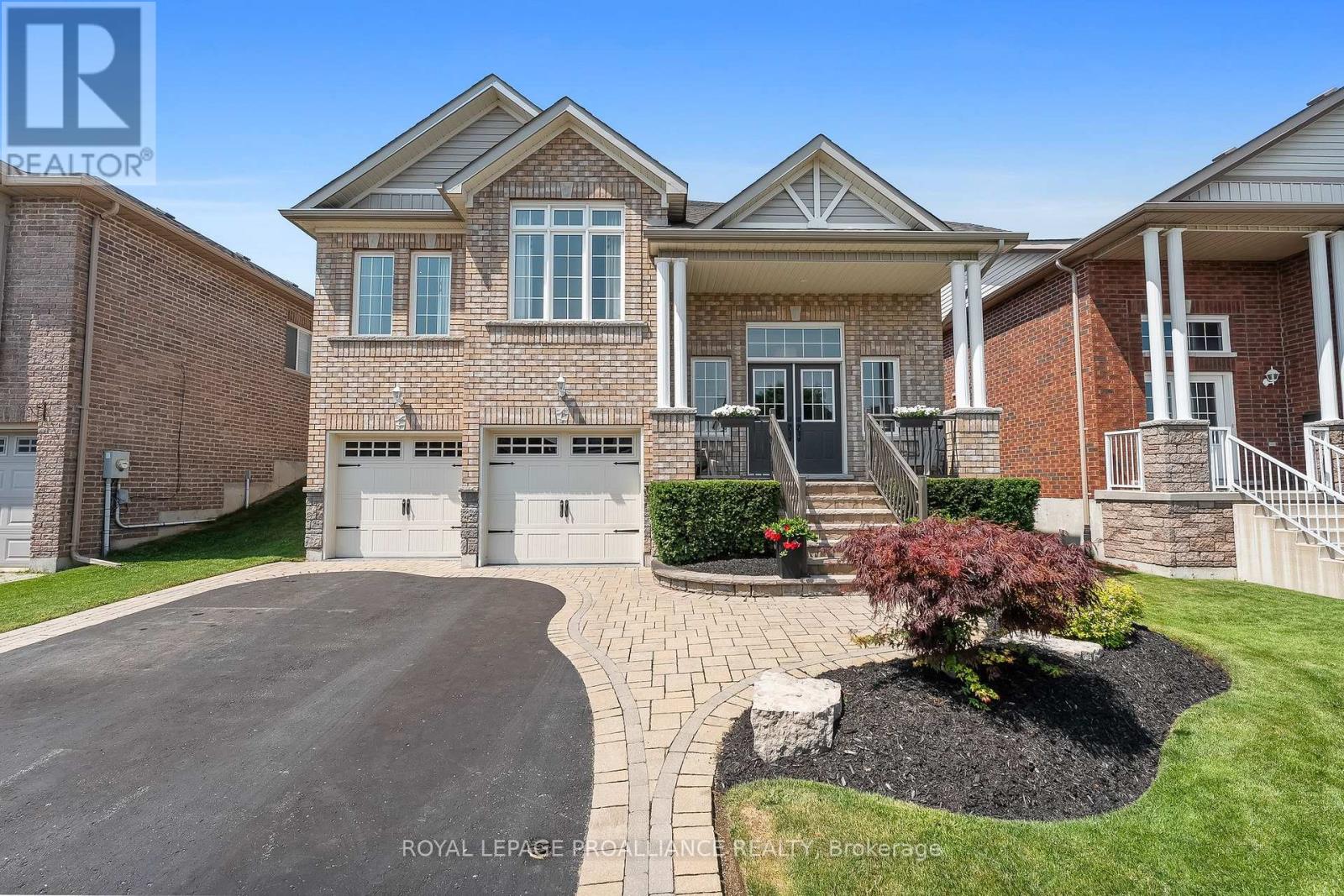 194 Fenning Drive Property Photo 1