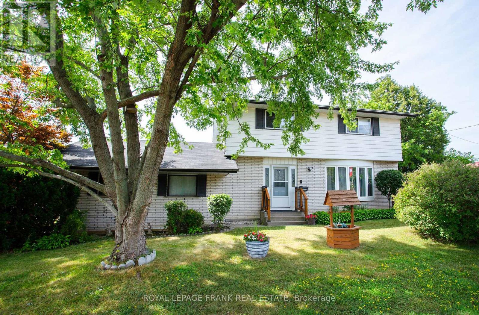 1 Roosevelt Avenue Property Photo 1