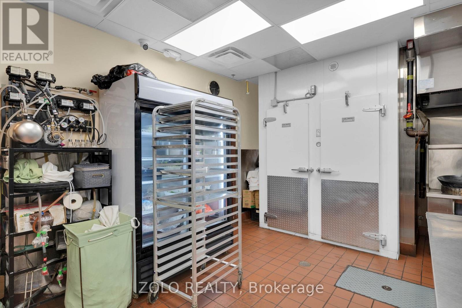 7 - 2620 Simcoe Street N Property Photo 29
