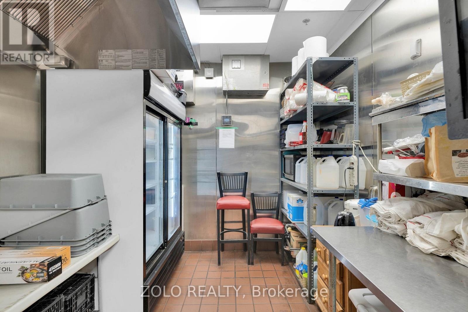7 - 2620 Simcoe Street N Property Photo 31