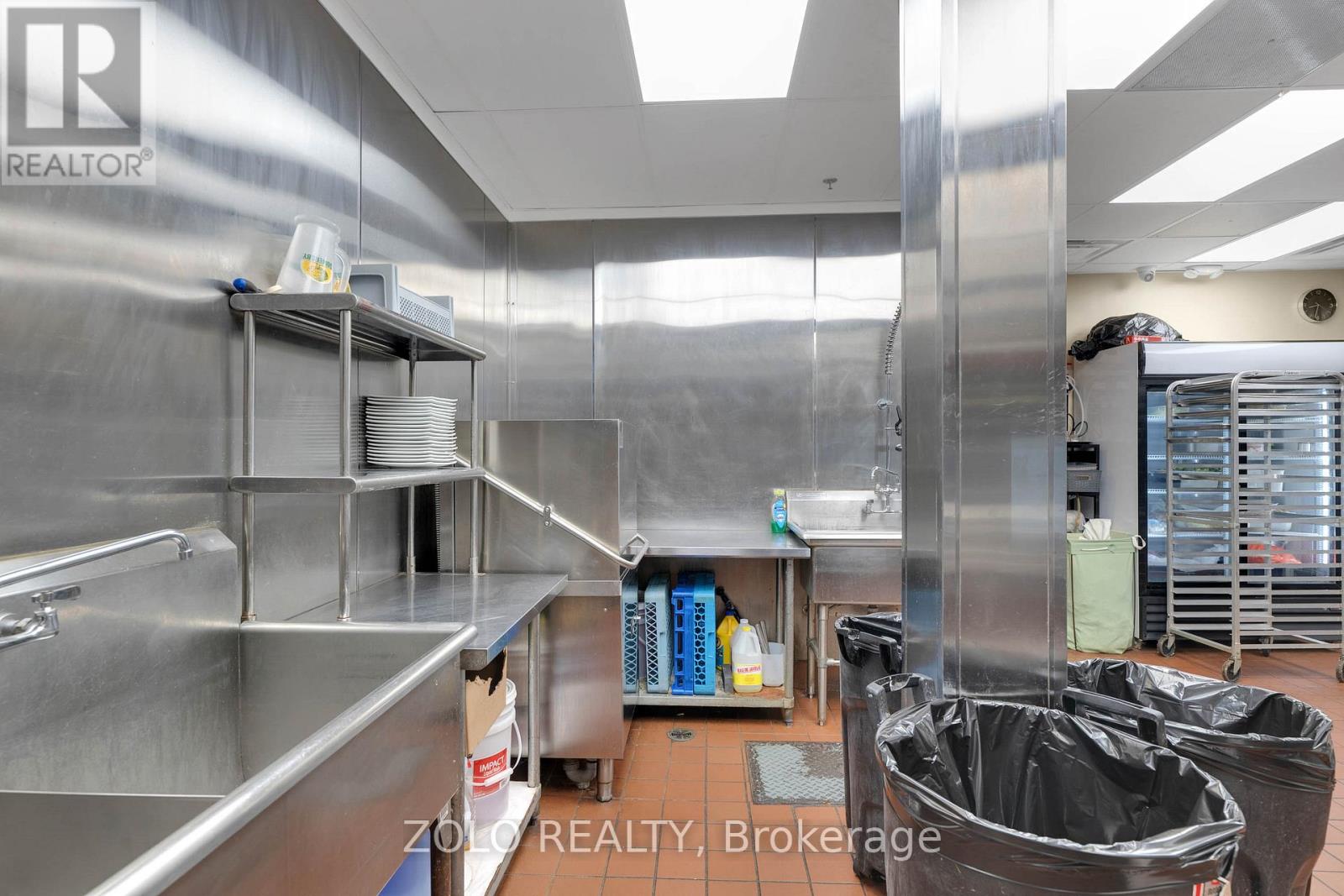 7 - 2620 Simcoe Street N Property Photo 34