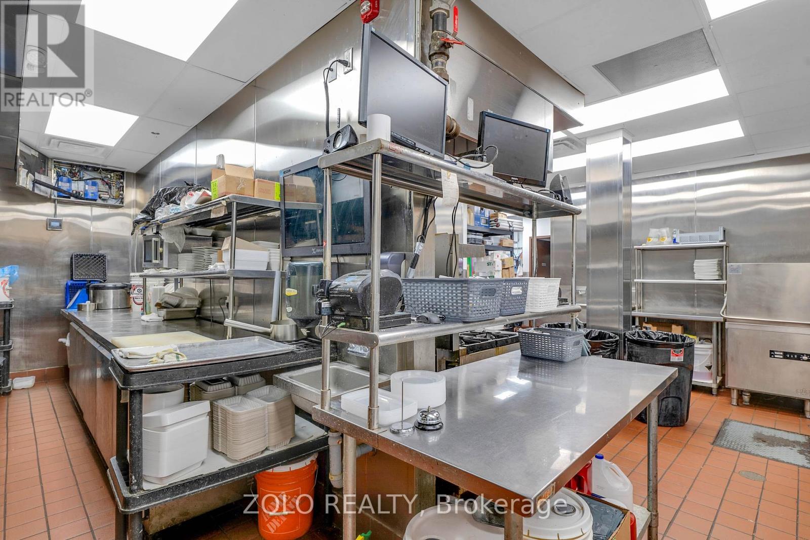 7 - 2620 Simcoe Street N Property Photo 41