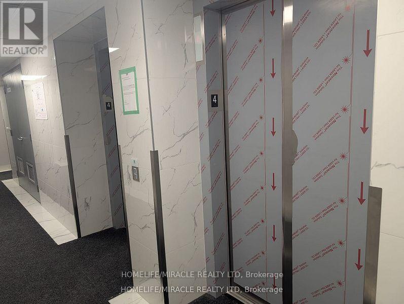 405 - 2225 Markham Road Property Photo 3