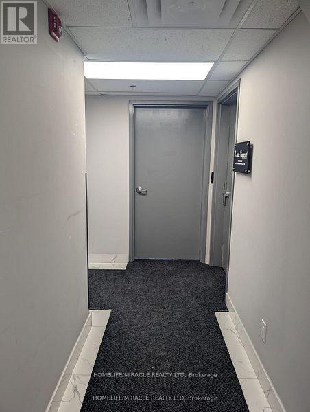 405 - 2225 Markham Road Property Photo 4