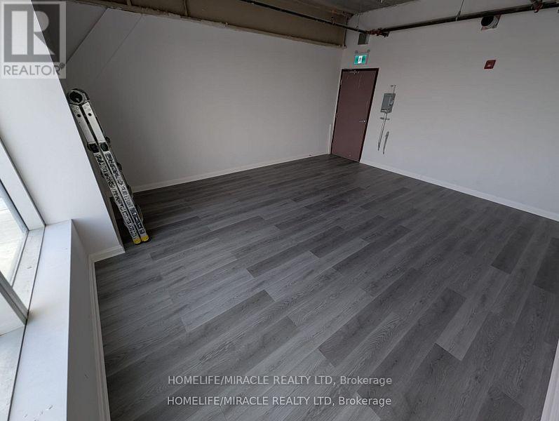 405 - 2225 Markham Road Property Photo 6
