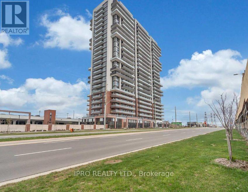 1917 - 2550 SIMCOE STREET N Property Photo 1