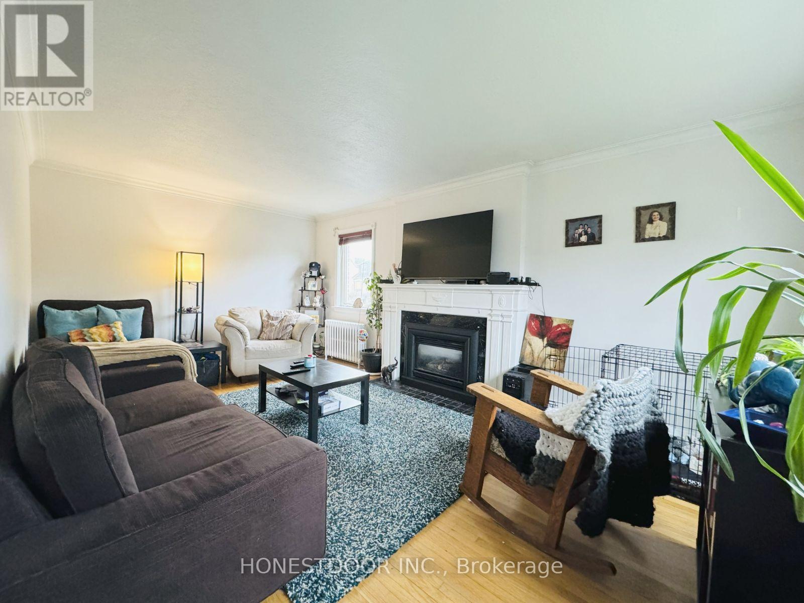 1173 Broadview Avenue Property Photo 3