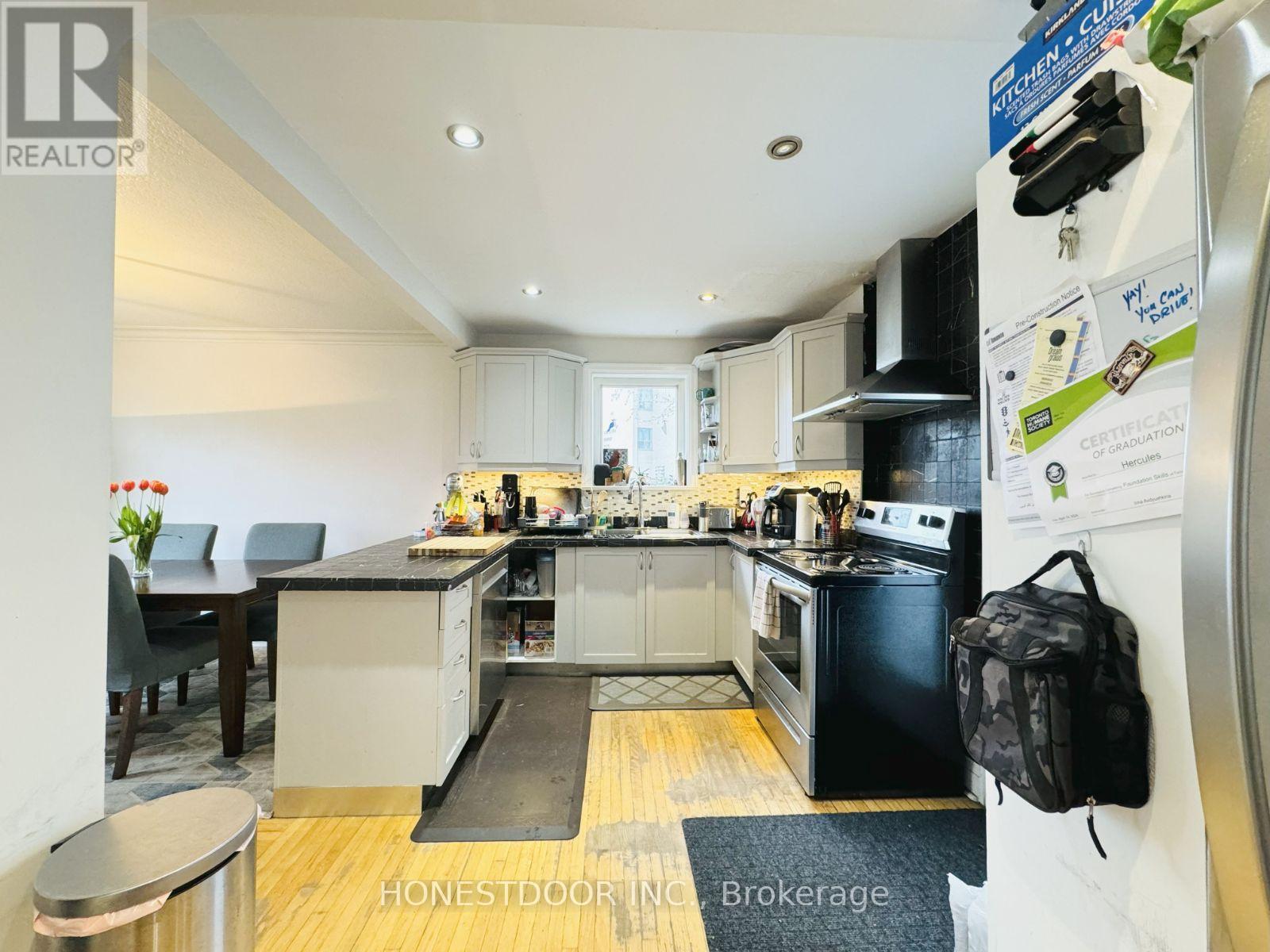 1173 Broadview Avenue Property Photo 4