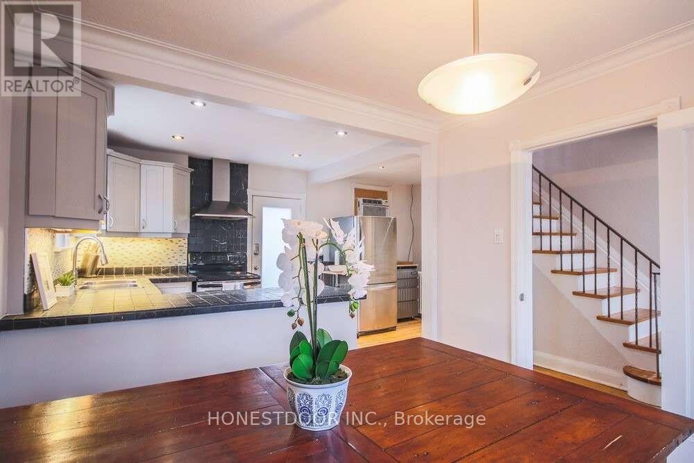 1173 Broadview Avenue Property Photo 23