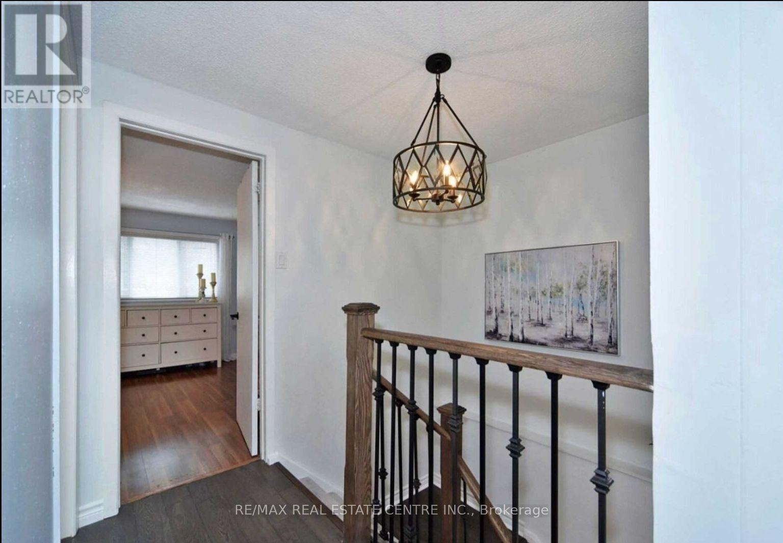 25 Ivanic Court Property Photo 16