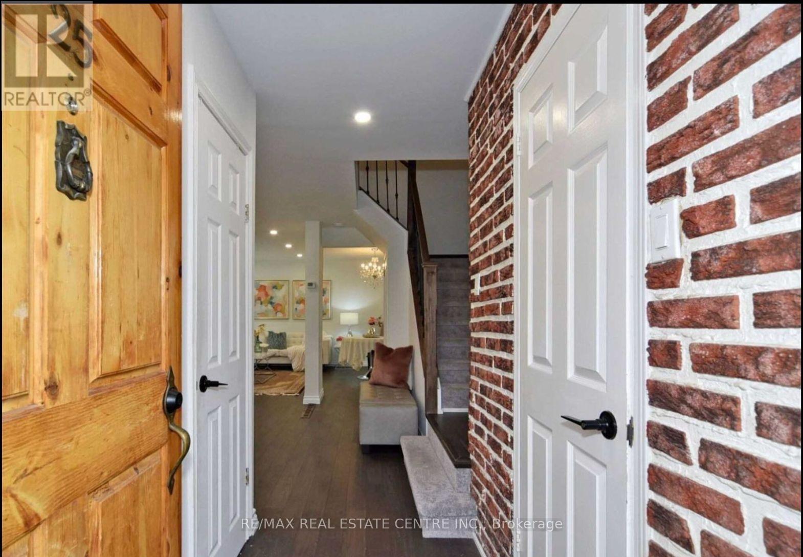 25 Ivanic Court Property Photo 25