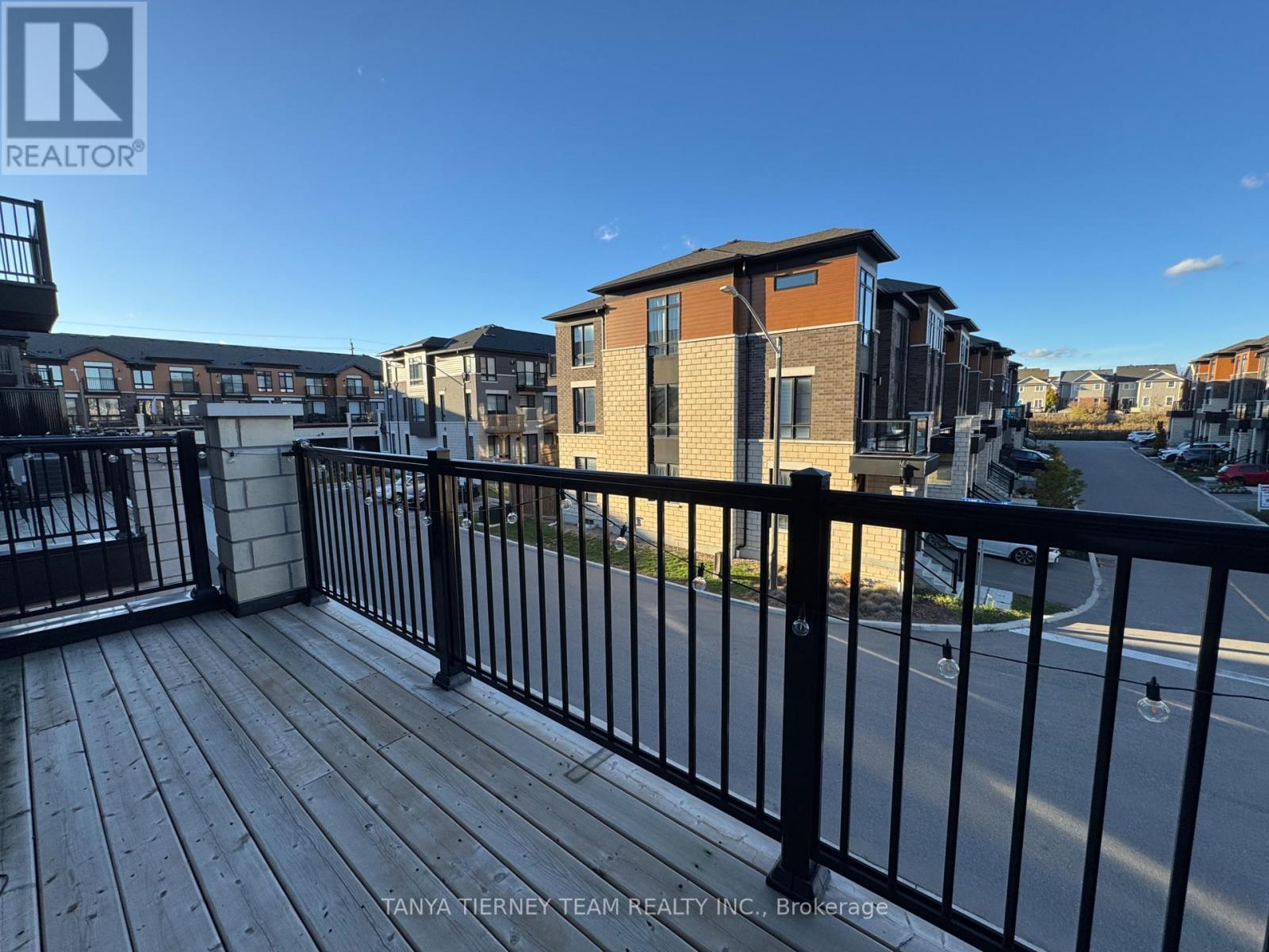 288 Carnwith Drive Property Photo 9