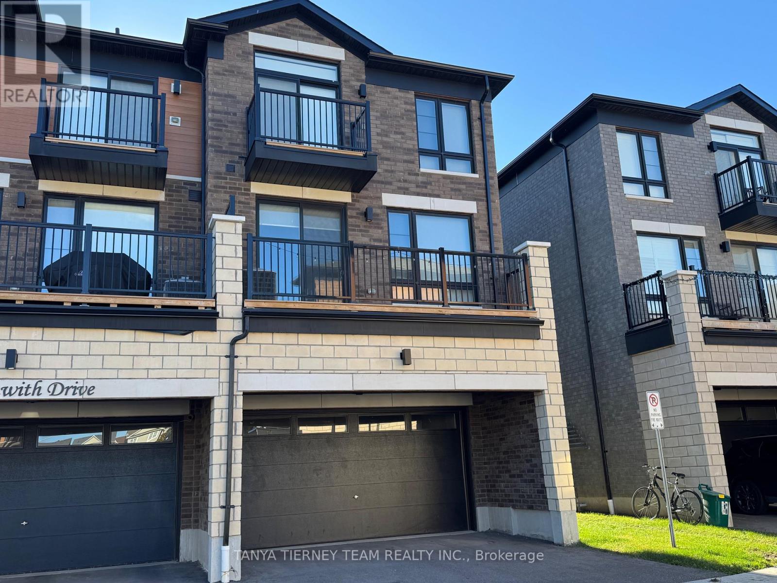 288 Carnwith Drive Property Photo 19