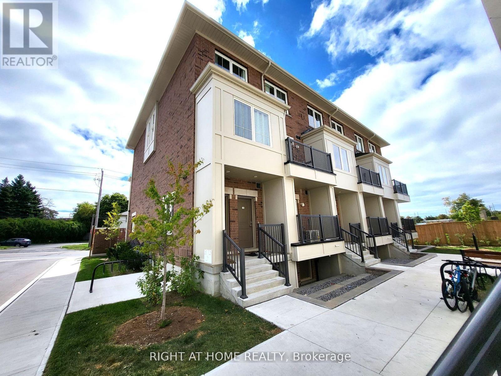 490 Beresford Path #7 Property Photo 1