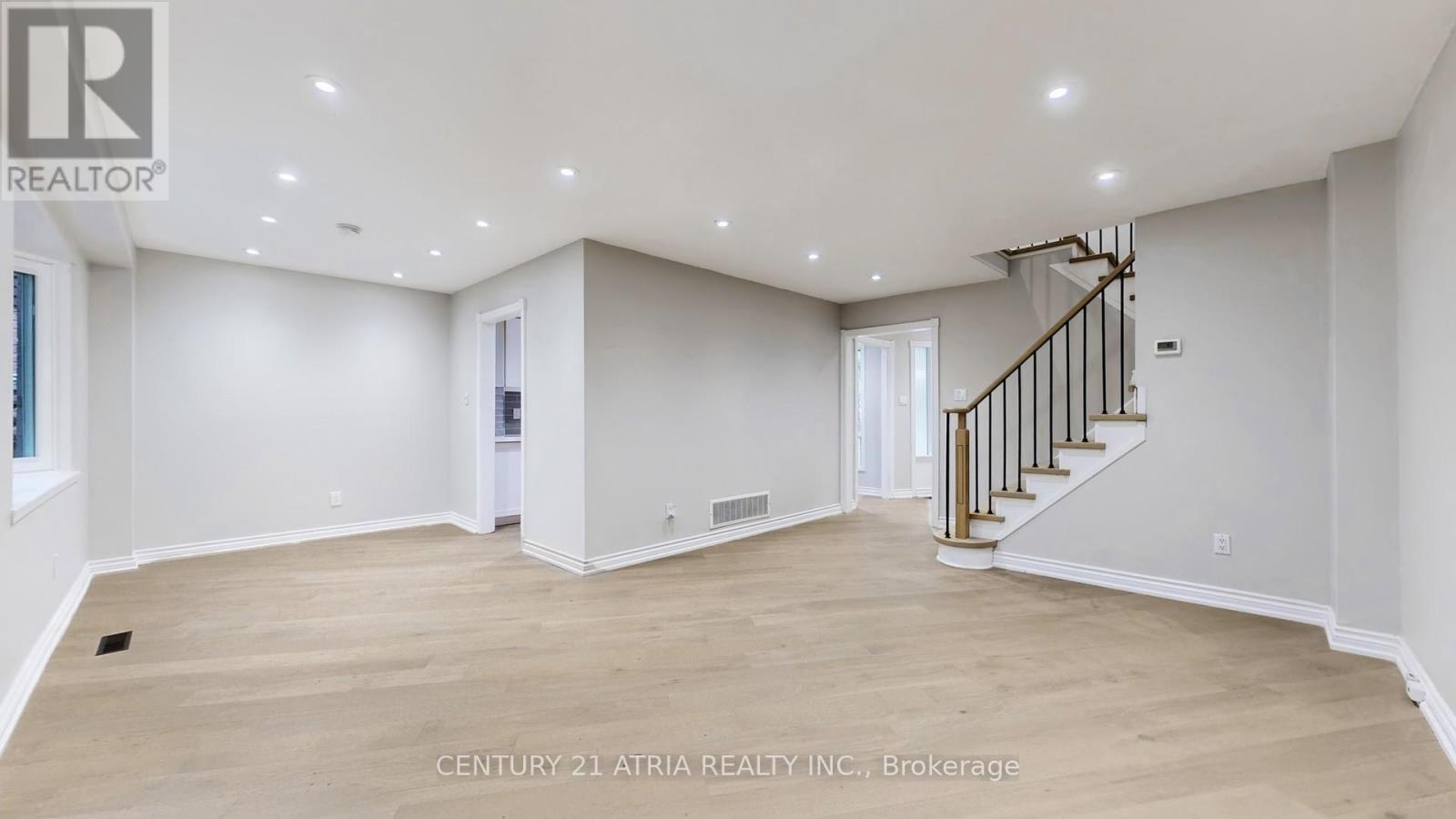 1671 Portland Court Property Photo 8