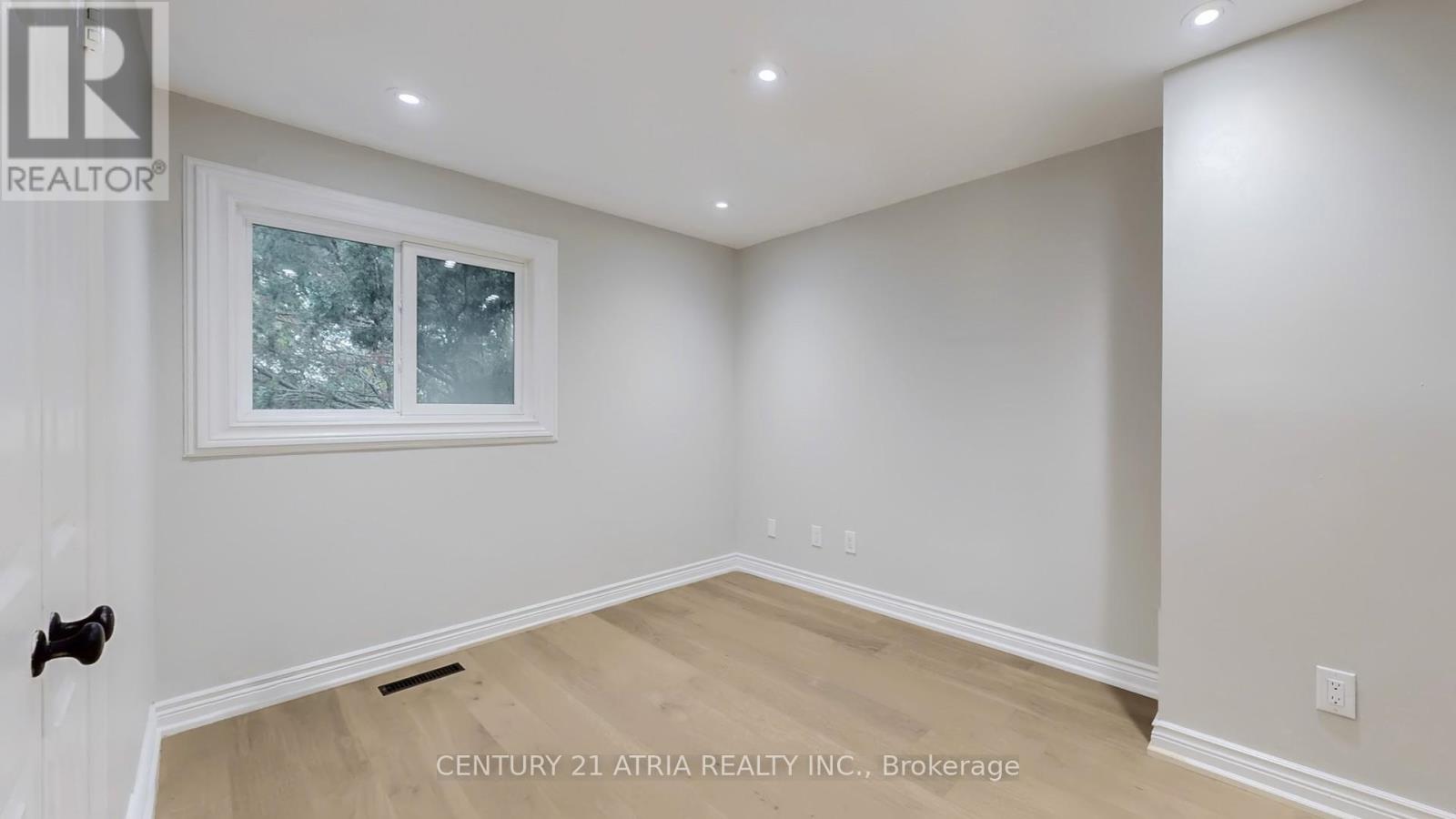 1671 Portland Court Property Photo 24