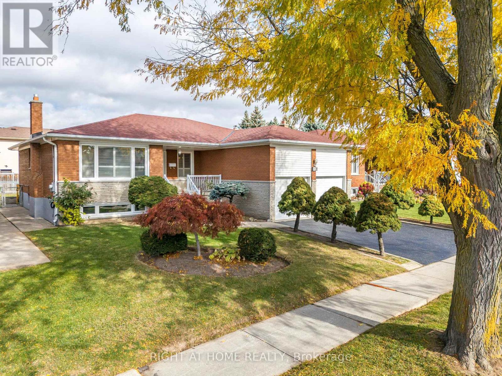 12 Scarden Avenue Property Photo 3