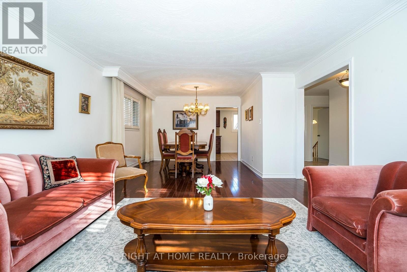 12 Scarden Avenue Property Photo 9