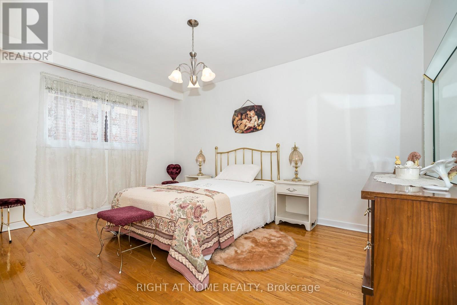 12 Scarden Avenue Property Photo 17