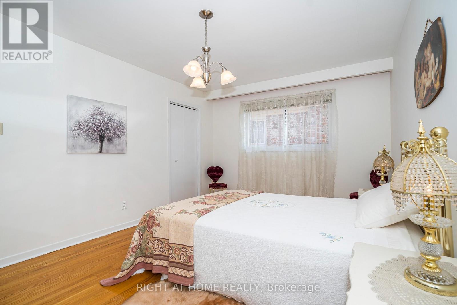 12 Scarden Avenue Property Photo 18