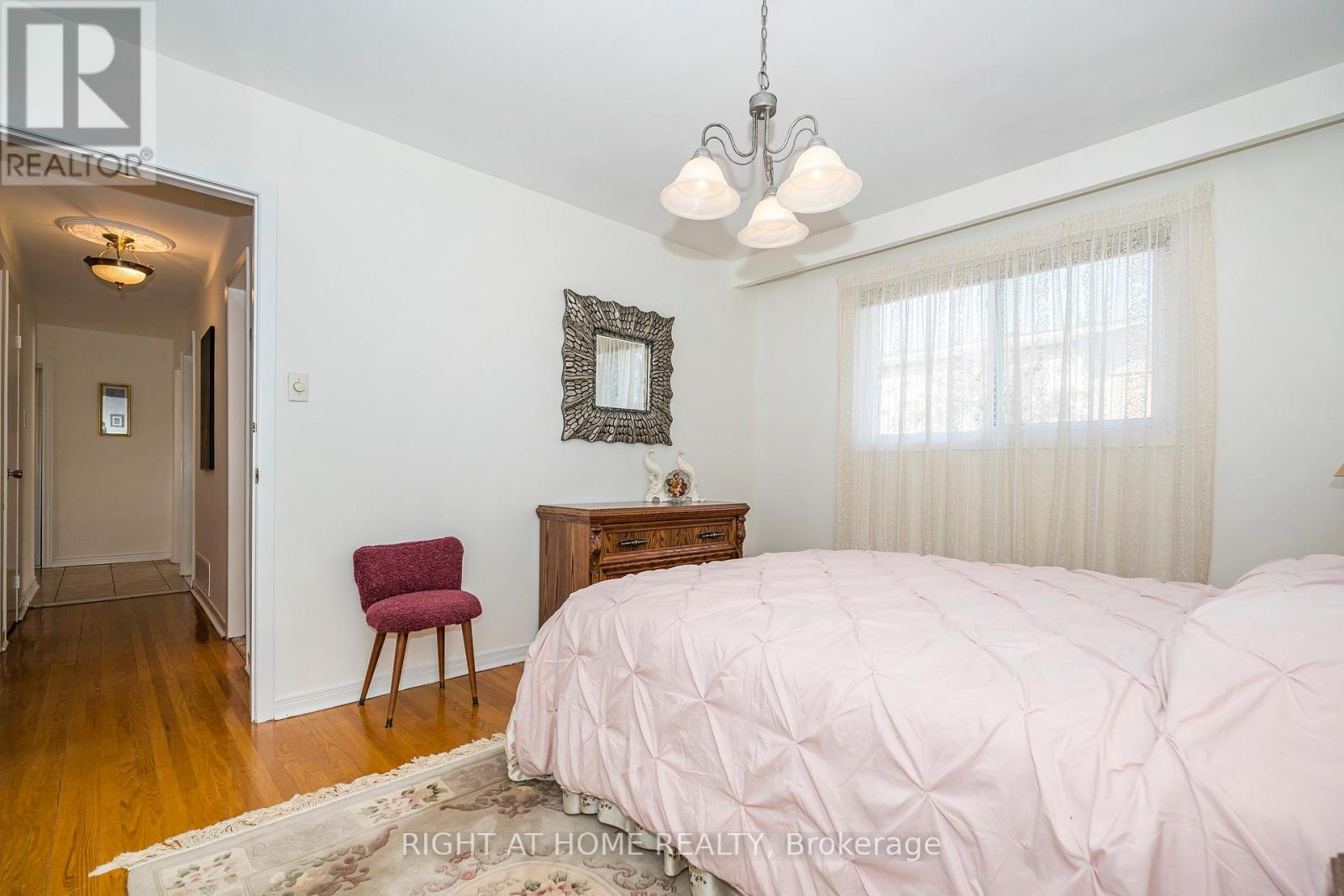 12 Scarden Avenue Property Photo 21