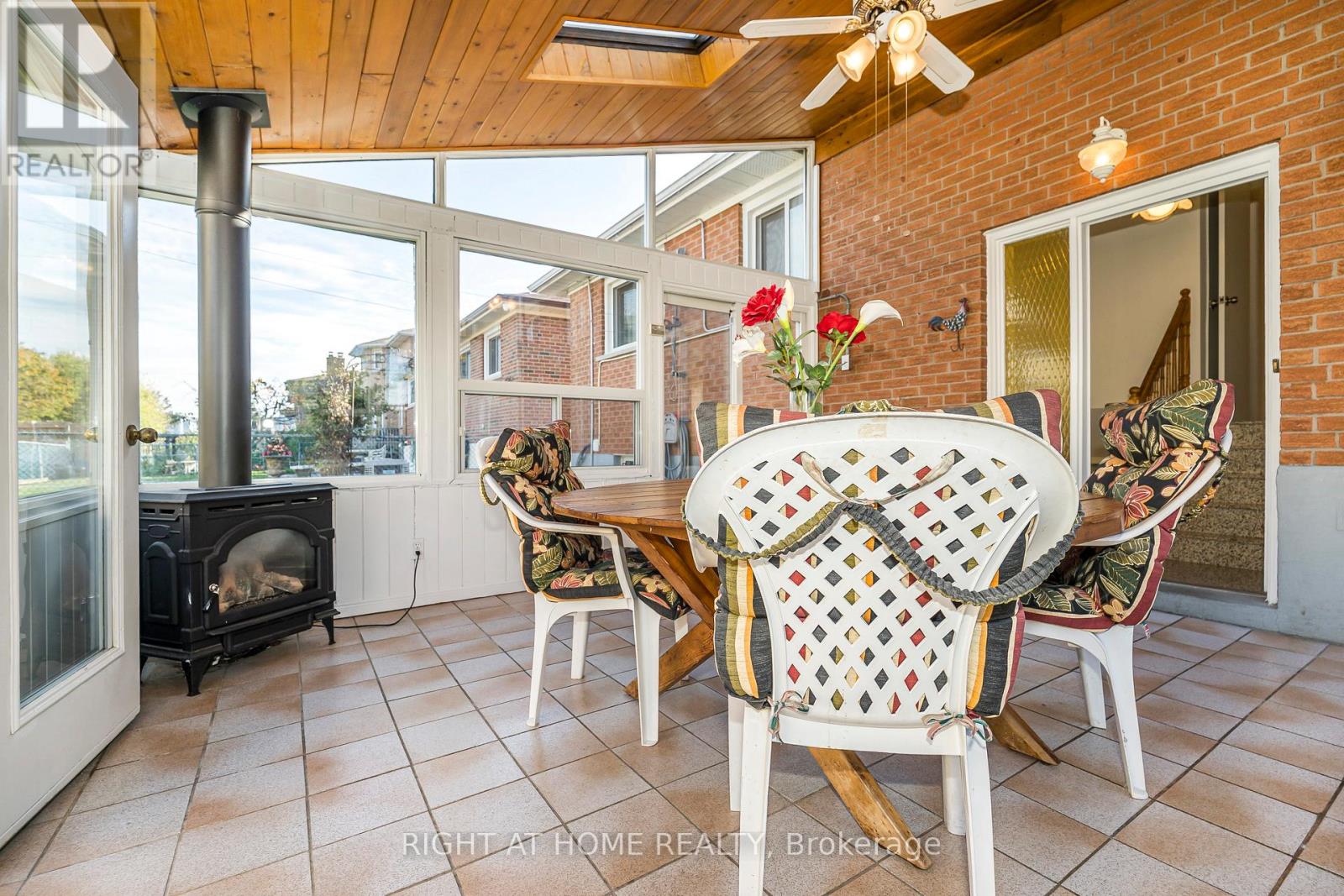 12 Scarden Avenue Property Photo 26