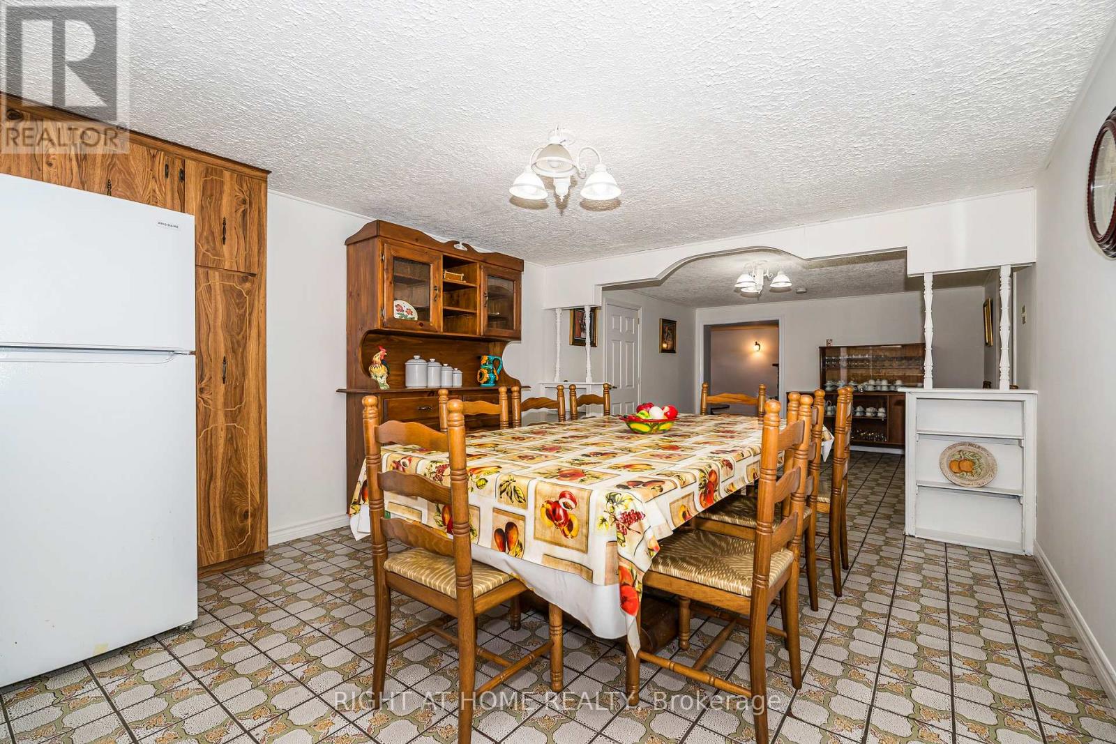 12 Scarden Avenue Property Photo 30