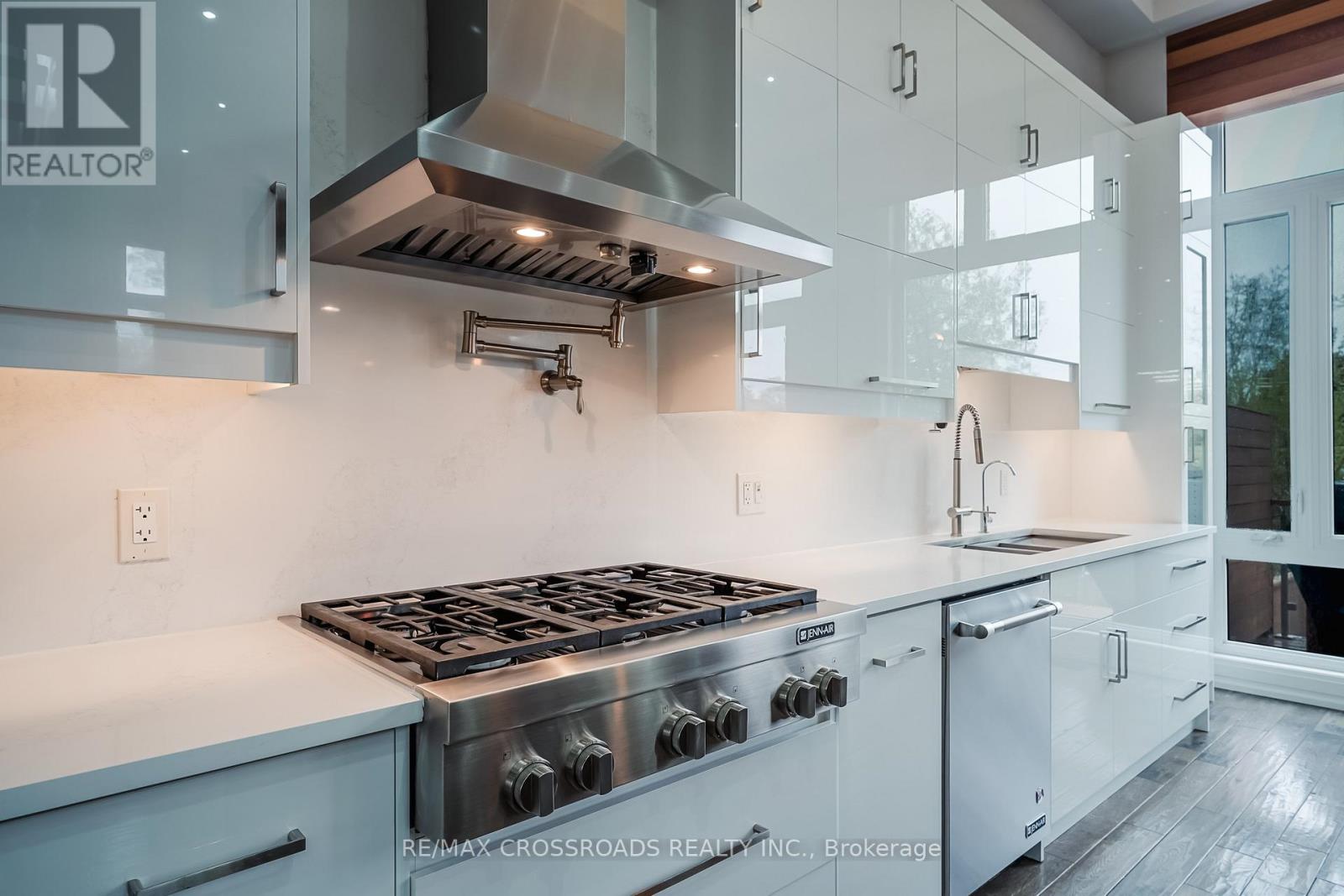 1a Roblin Avenue Property Photo 13