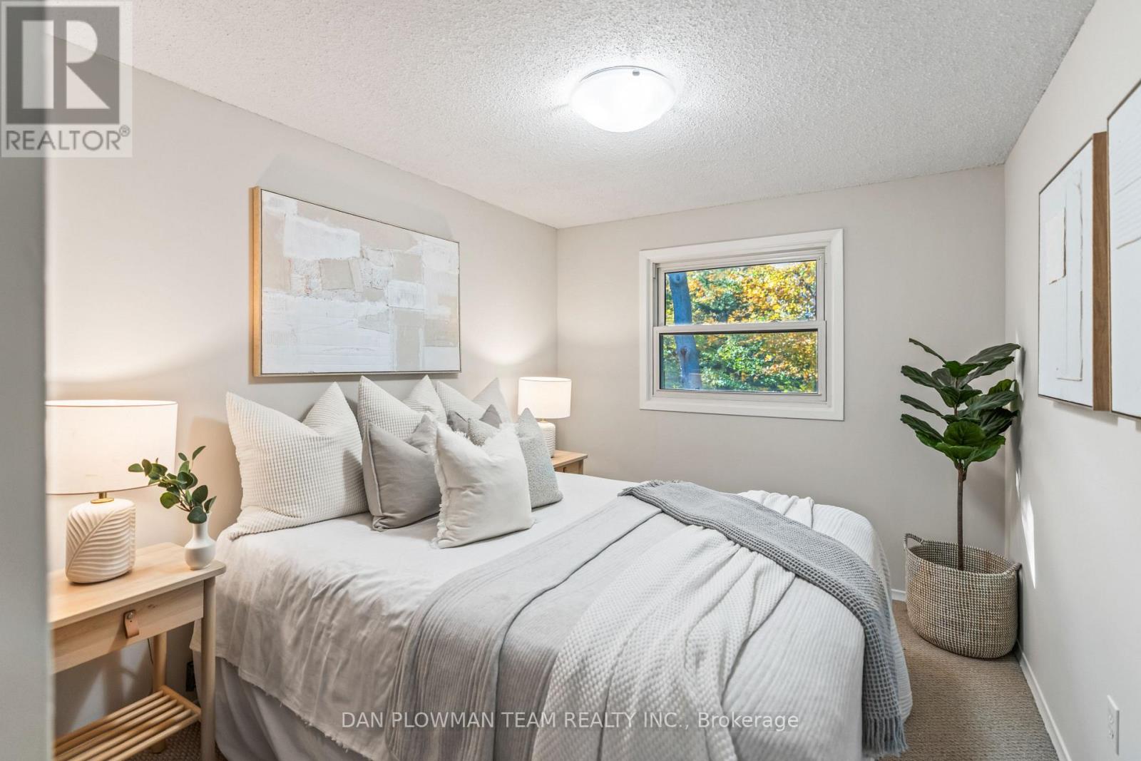 1092 Central Park Boulevard Property Photo 16