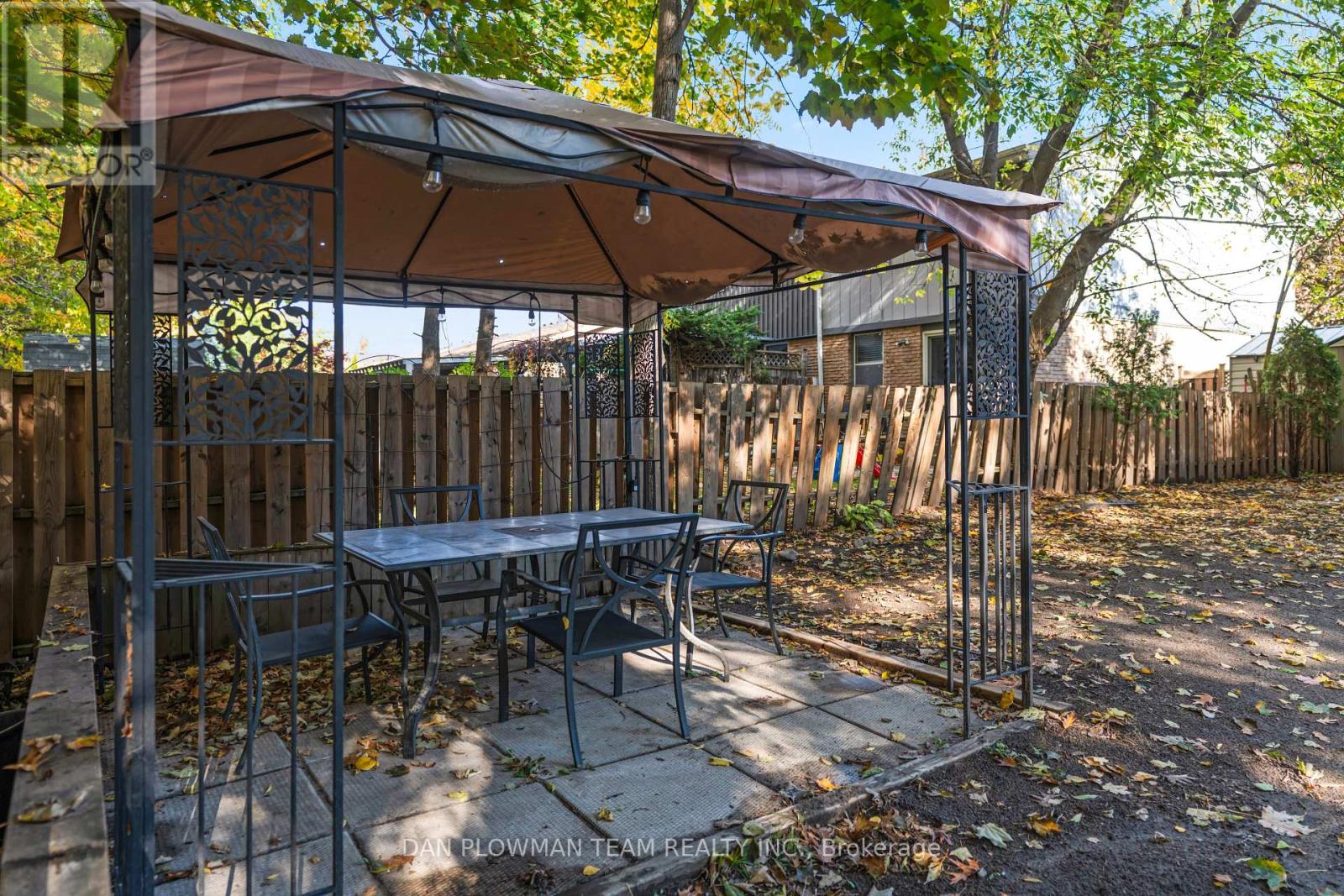 1092 Central Park Boulevard Property Photo 28