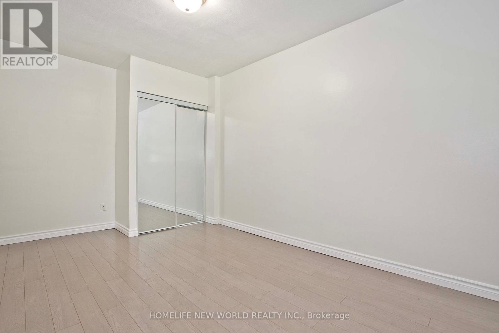 49 Thorncroft Crescent Property Photo 10