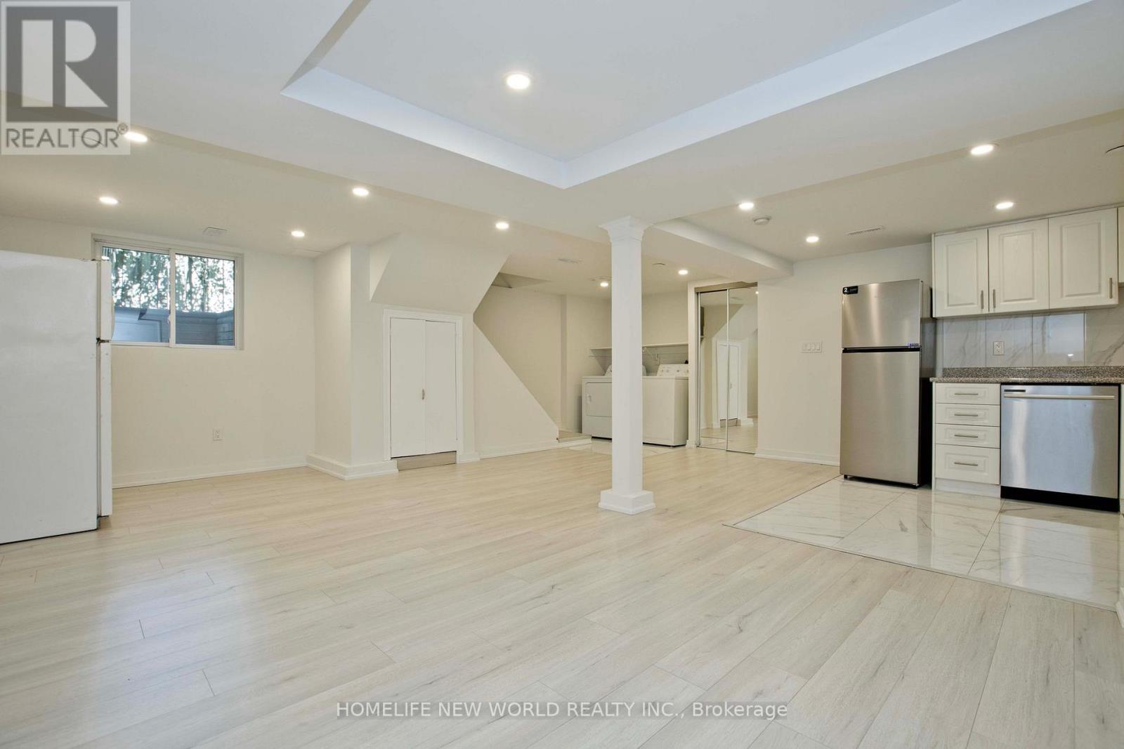 49 Thorncroft Crescent Property Photo 15